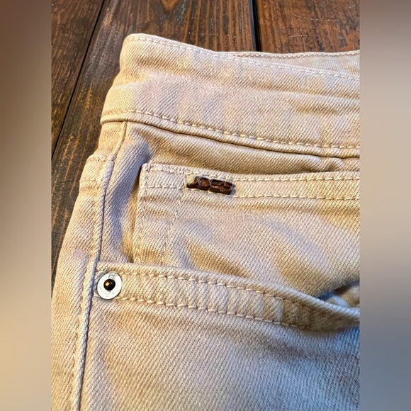 Joe’s Jeans Mid Rise Stretch Skinny Jeans Tan color. 28” Waist / 28” Inseam - Picture 8 of 8